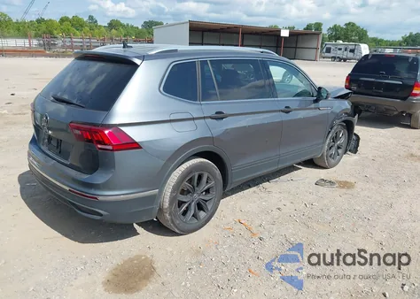 2022 Volkswagen Tiguan 2.0T Se z USA, uszkodzony, nr VIN 3VV3B7AX1NM166528